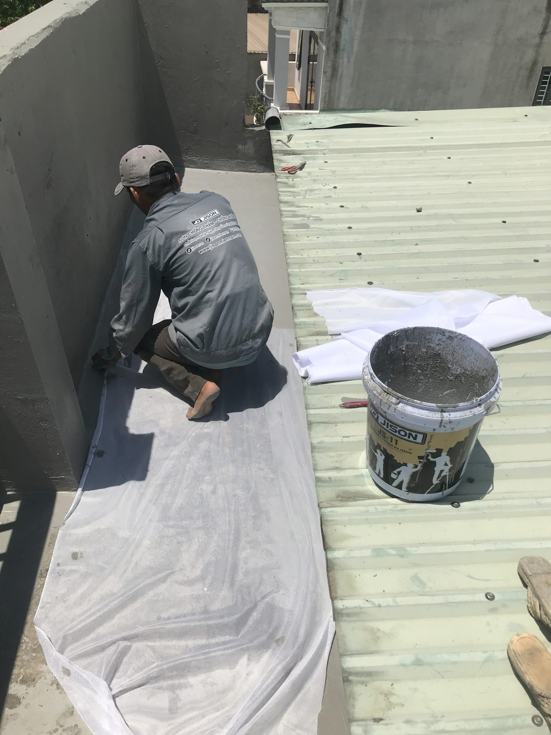 Kinh nghiệm chống thấm tường nhà liền kề để đạt hiệu quả cao