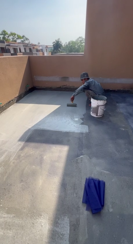 Quét sơn thêm lớp sơn JS01