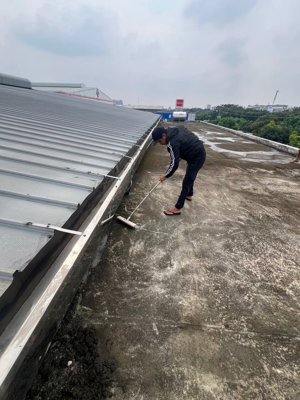 sàn bê tông thấm nước 