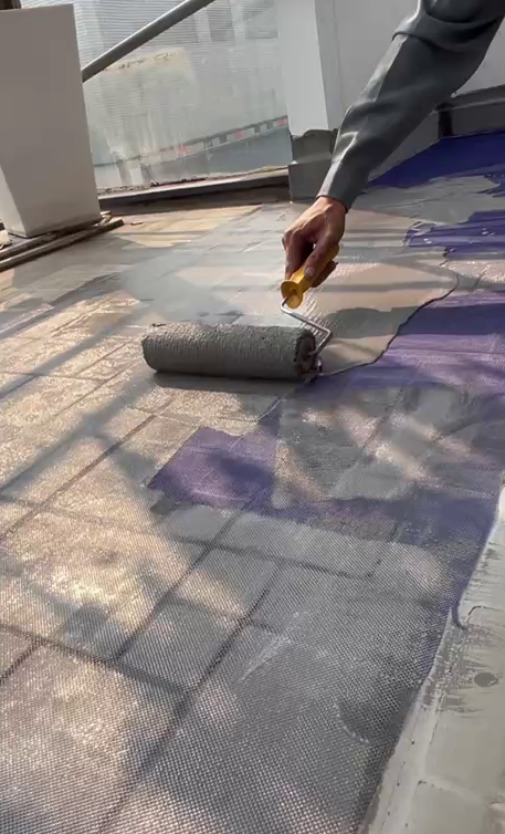 trải lưới jison trên toàn bộ mặt sàn