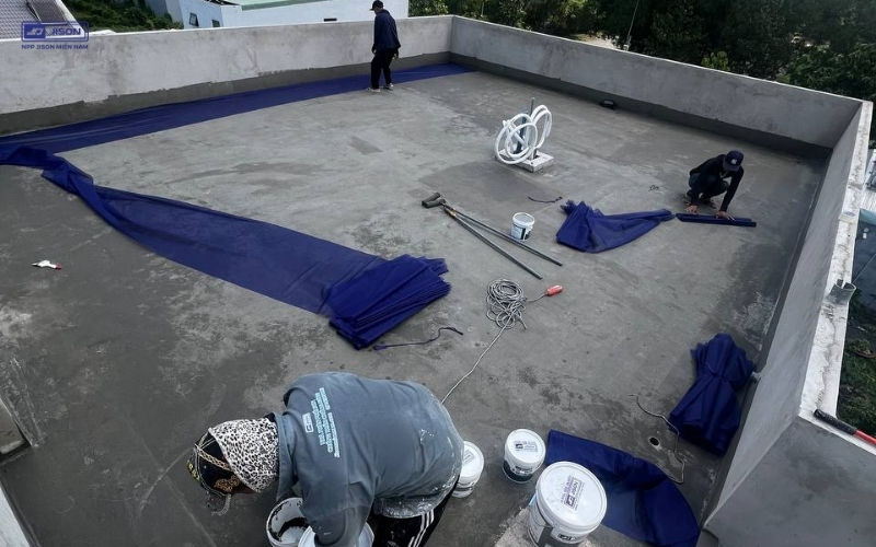 trải lưới chống thấm sàn