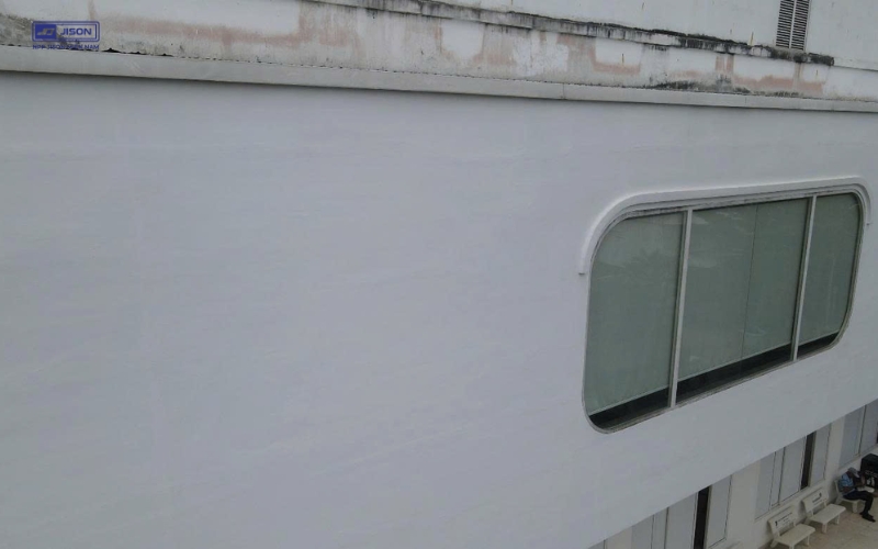 Thi công chống thấm và hoàn thiện tường ngoài công trình